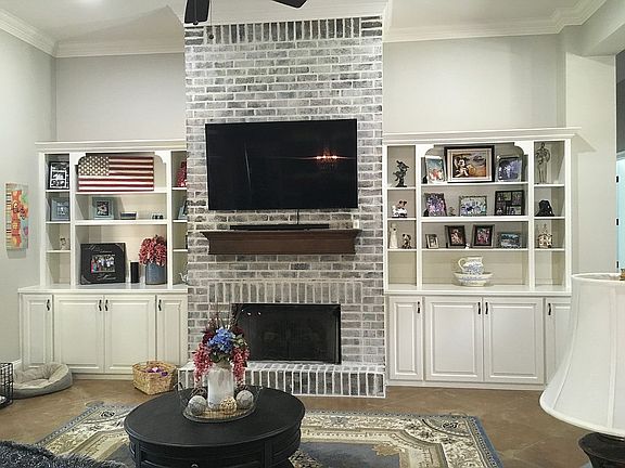 5th image of 821 Coldwater Creek Cir
