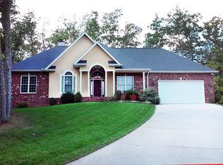 152 Walden Ridge Dr, Crossville, TN 38558