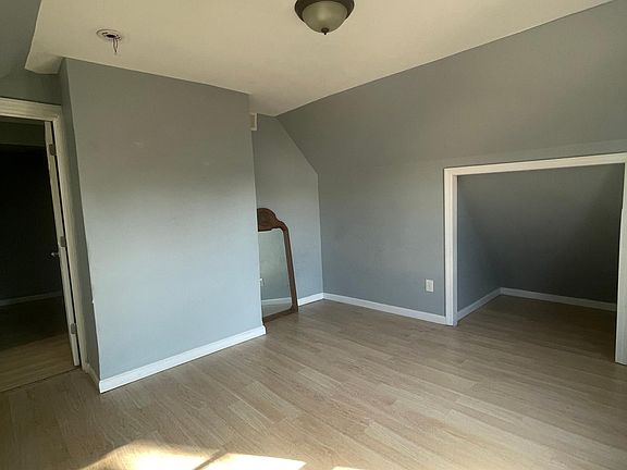 3rd image of 82 Peabody Pl Floor 2