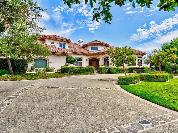 2nd image of 2669 Casalino Ct
