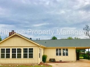 184 Mud Bridge Rd, Fayetteville, GA 30215