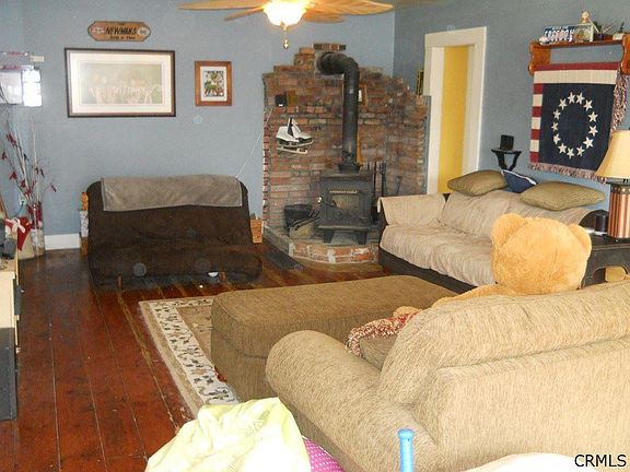 3rd image of 108 Charleston St