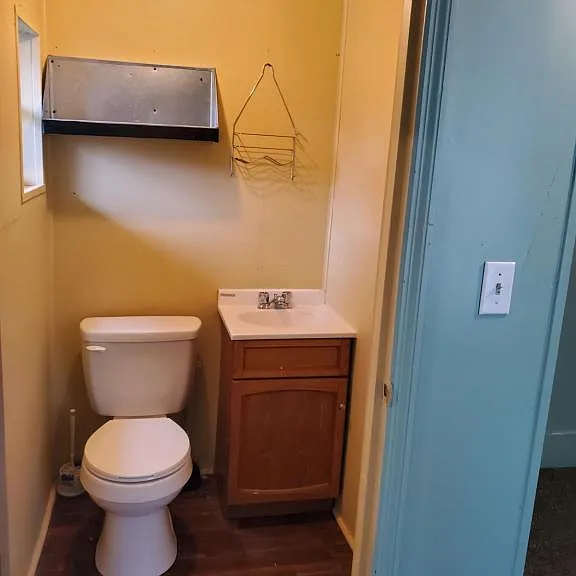 106 E Green St — Photo 5