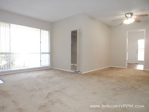 3rd image of 3053 Luna Ave