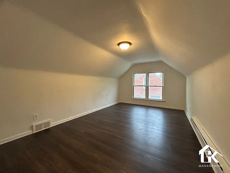 5915 Farmbrook St — Photo 18