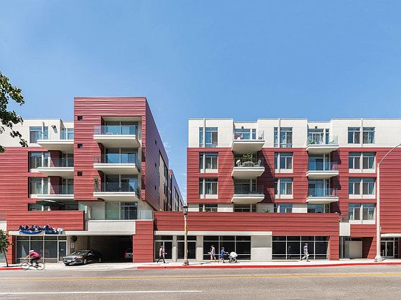 5th image of 115 S Los Robles Ave #309