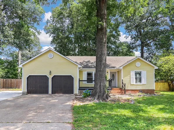 2129 Agecroft Rd, Virginia Beach, VA 23454