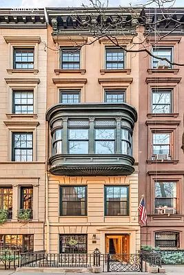 1st image of 40 E 81st St