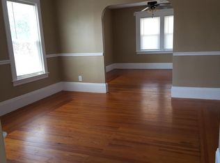 8 Littlefield St, Pawtucket, RI 02861