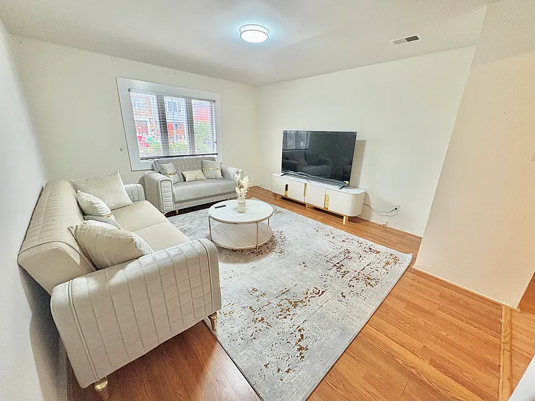 67 Bridgetown St #1 — Photo 4
