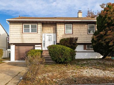 69 E 1st Street, Freeport, NY, 11520