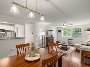 5050 Washington St APT 216, West Roxbury, MA 02132
