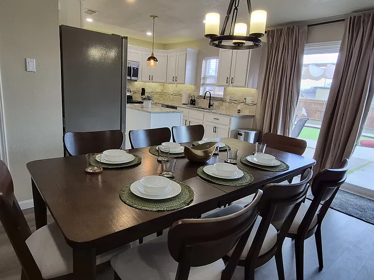Hillwood Dr — Photo 7