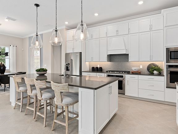 Build Your Dream Kitchen in the Renown