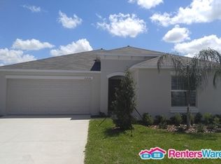 2216 4th St, Ruskin, FL 33570