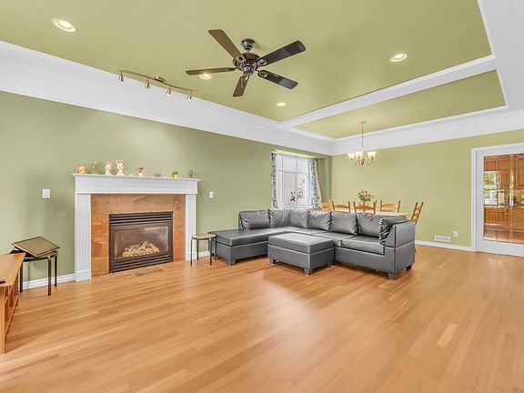 4th image of 4317 Cliffmont Rd