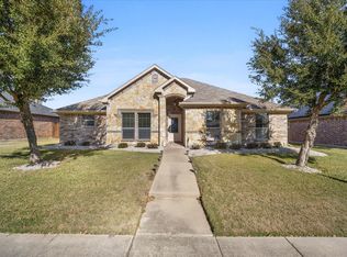 300 Regal Ct, Royse City, TX 75189