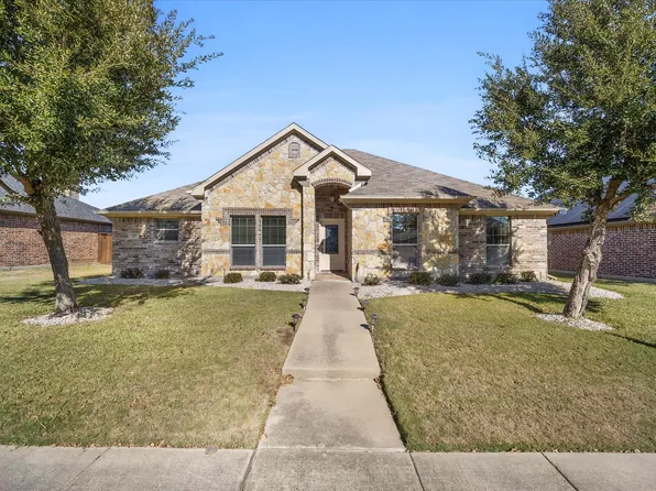 300 Regal Ct, Royse City, TX 75189