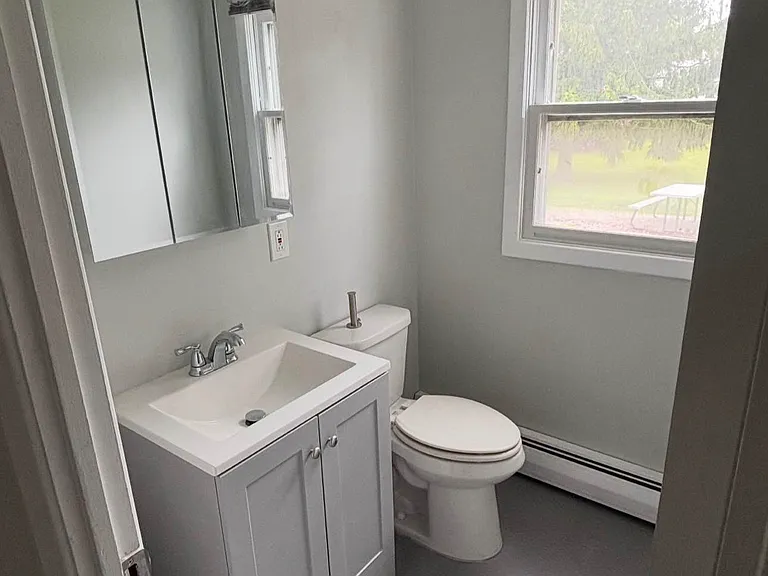 45 Swan St — Photo 10