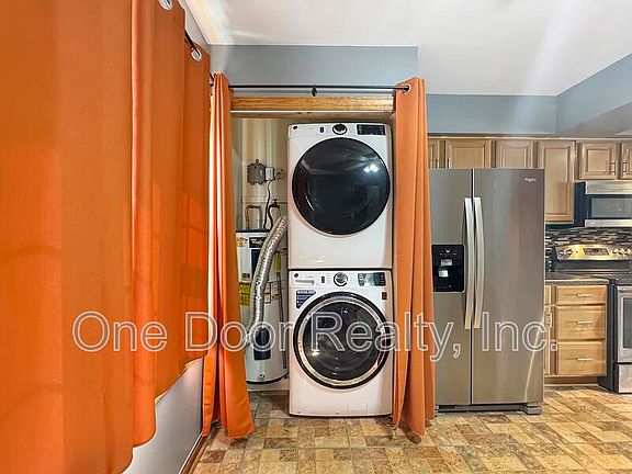 5th image of 1079 Old Denbigh Blvd