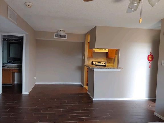 4th image of 10555 Turtlewood Ct Unit 2612
