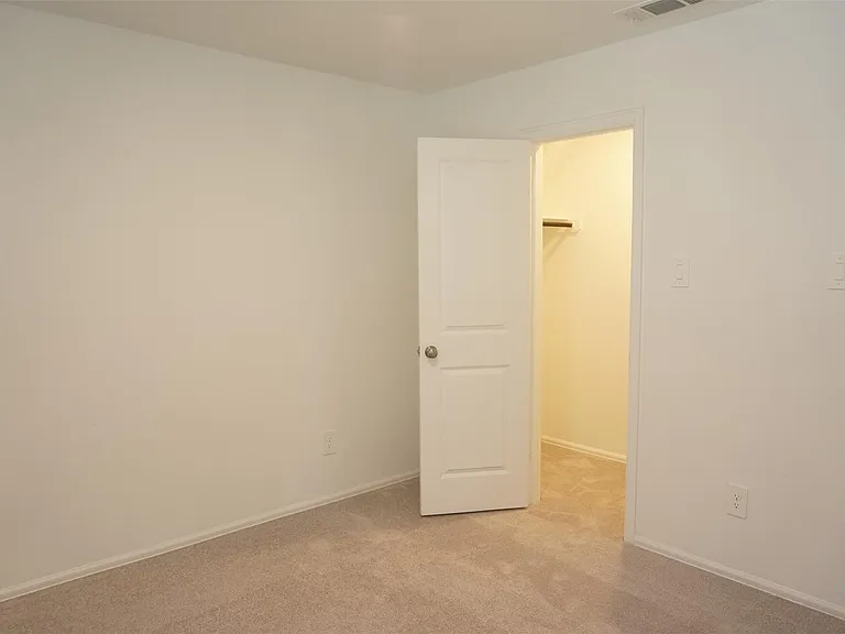 24114 Becker Hollow Ln — Photo 18