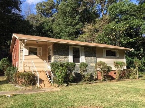 5124 Queen Anne Rd, Charlotte, NC 28217