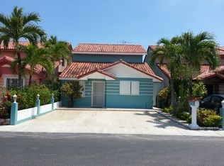 2724 W 54th St, Hialeah, FL 33016