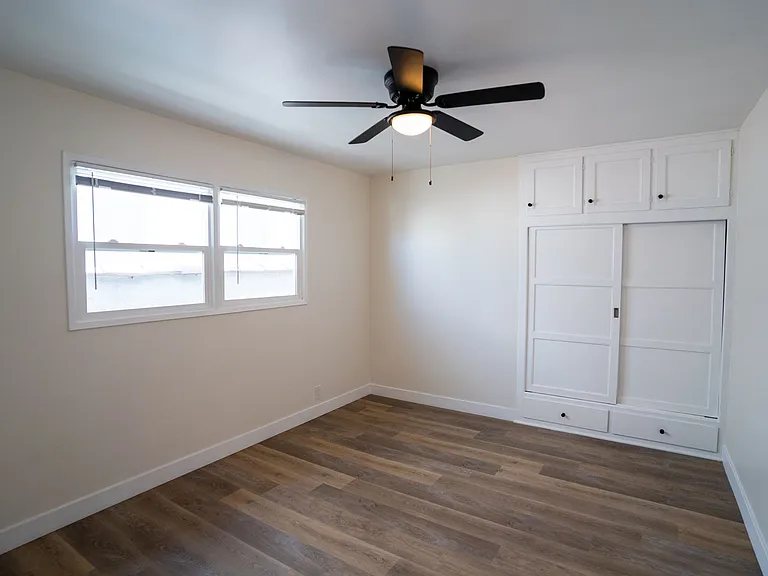 4531 E Anaheim St — Photo 11