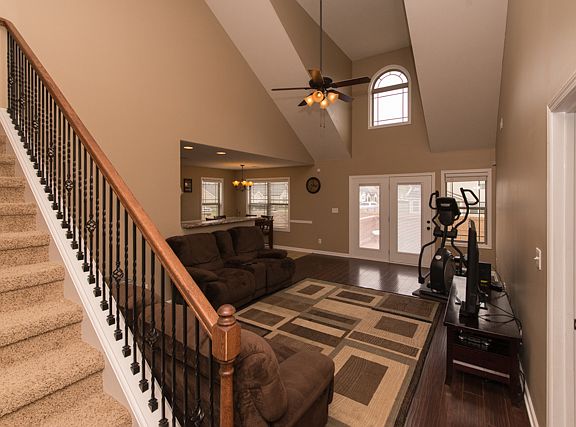 3rd image of 3775 Gray Fox Dr