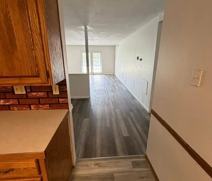 2115 Ottawa St #302C — Photo 13