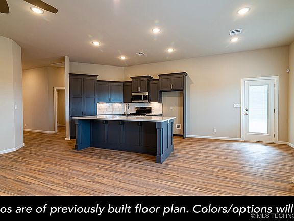 4th image of 4907 E Galveston Pl S