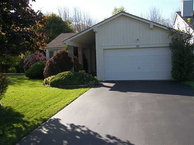 1st image of 29 Hickory Manor Dr