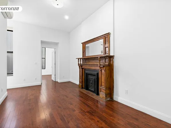 2032 Fifth Avenue image 1 of 8