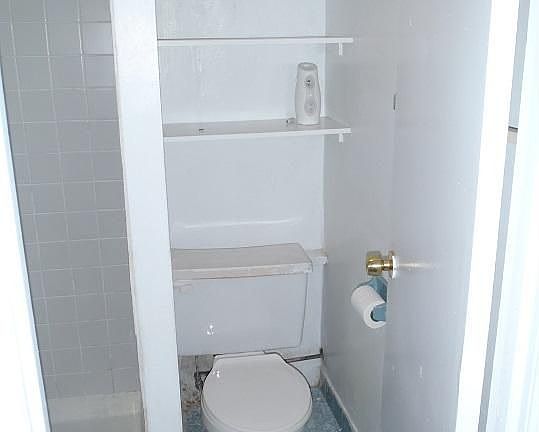 4th image of 68 Hickory St