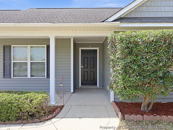 4th image of 2105 Saint Nicholas Dr