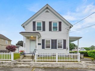 23 Starbird St, Lowell, MA 01854