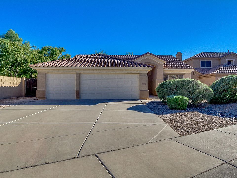 1st image of 541 E Stottler Dr