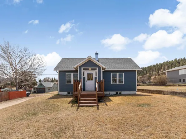 920 Gordon St, Custer, SD 57730