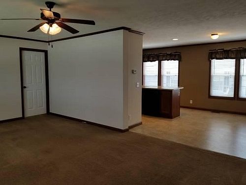 3rd image of 2545 Shakespeare Ln