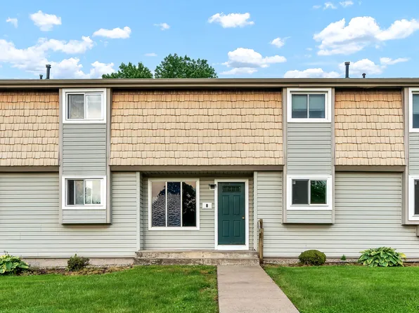 8 Carillon Drive APT C, Rocky Hill, CT 06067
