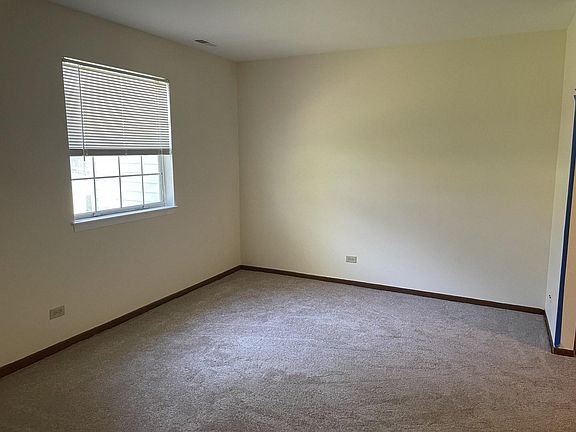 3rd image of 40 N Victoria Ln APT C