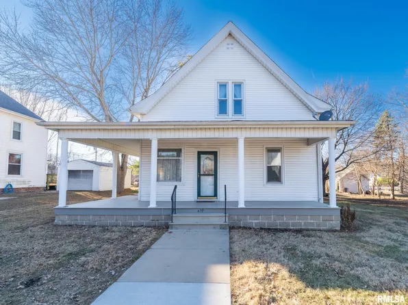 407 N 3rd St, Dunlap, IL 61525