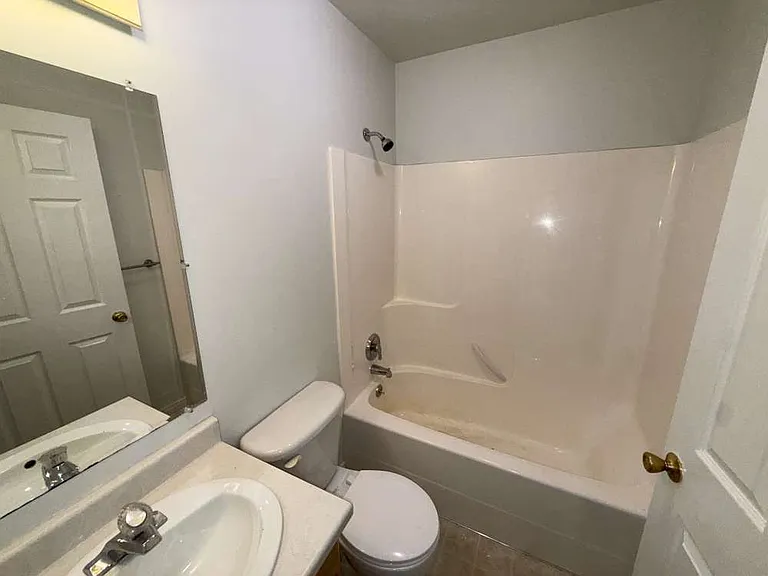 201 Sunstone Cir — Photo 17