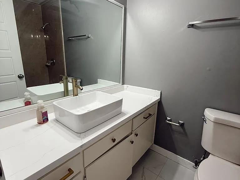 2428 San Marino Dr — Photo 12