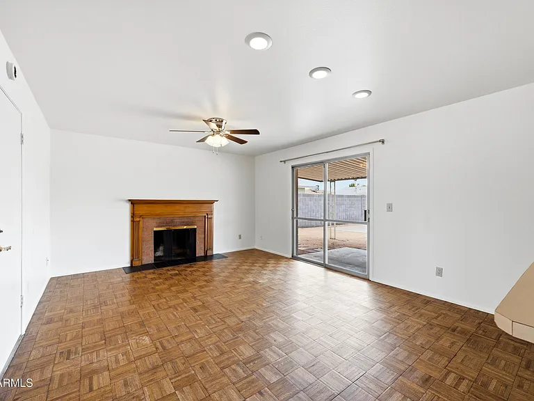1234 E Riviera Dr — Photo 6