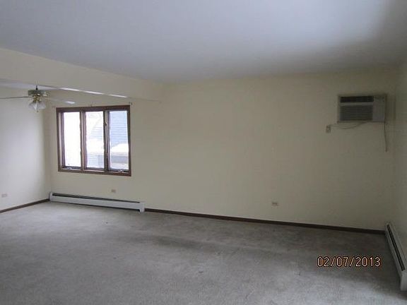 4th image of 2719 N 74th Ave #1/2-2