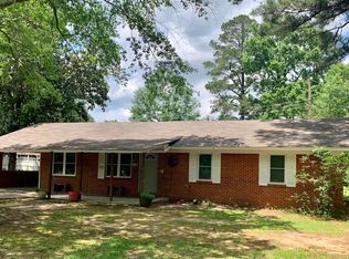 100 Courson St, Crossett, AR 71635