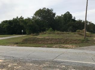 1045 Helmly Dr, Hephzibah, GA 30815