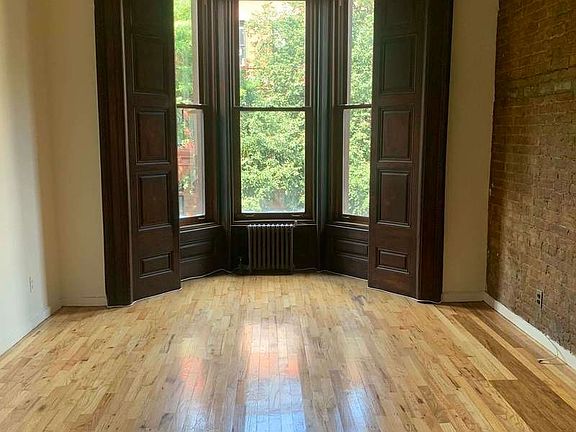 3rd image of 52 W 88th St APT 2F